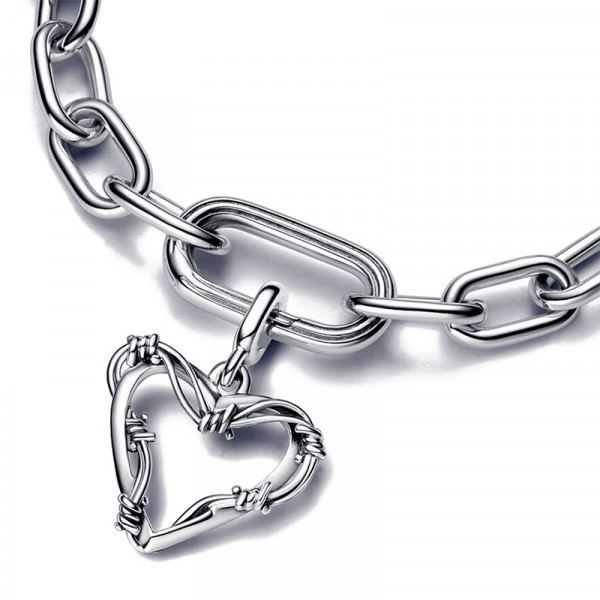 charm-medaillon-coeur-en-fil-pandora-me-792526c00