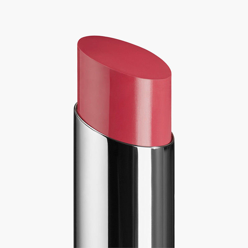 the-long-lasting-moisturizing-and-flupping-lipstick-intense-color-and-brightness