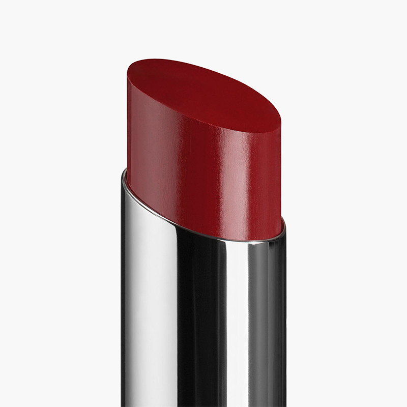 The Long-Lasting Moisturizing and Plumping Lipstick. Intense Color and Shine.