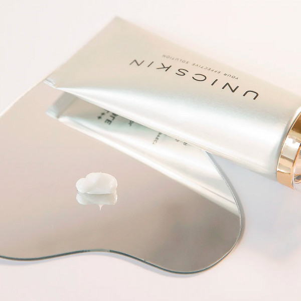 unicretinol-invisible-night-mask-schutzmaske