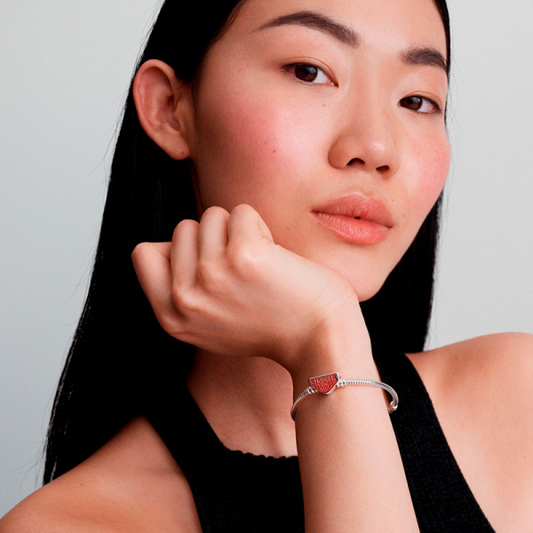 pulsera-moments-con-cierre-de-stranger-things-593572c01 pulsera-moments-con-cierre-de-stranger-things-593572c01