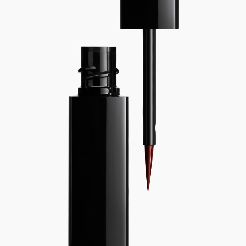 eyeliner-liquide-de-haute-precision-longue-duree-et-impermeable-le-liner