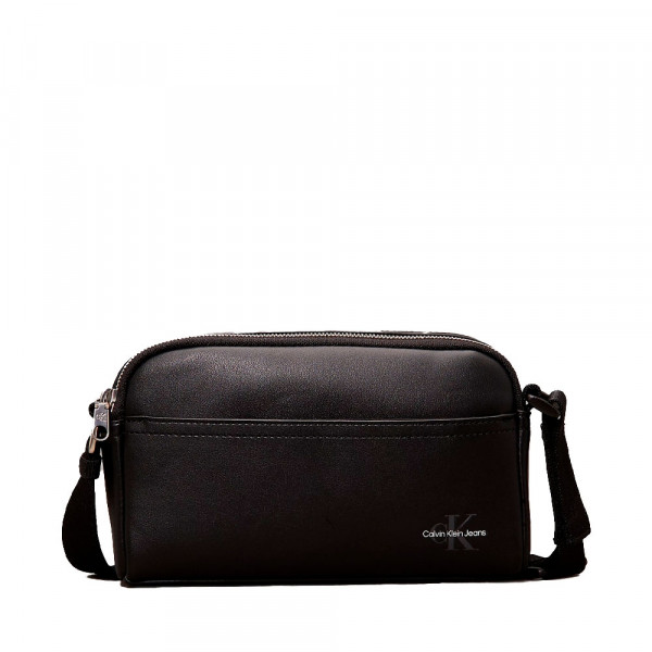 monogram-soft-camera-shoulder-bag