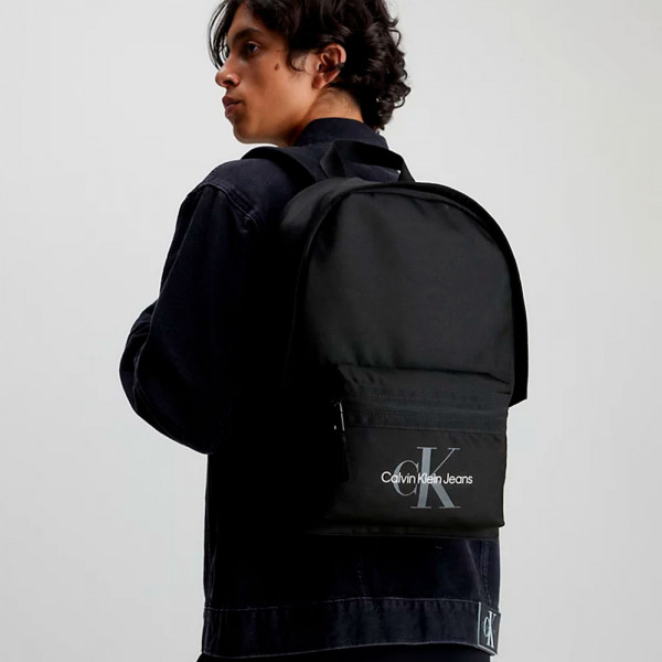 essentials-campus-rucksack