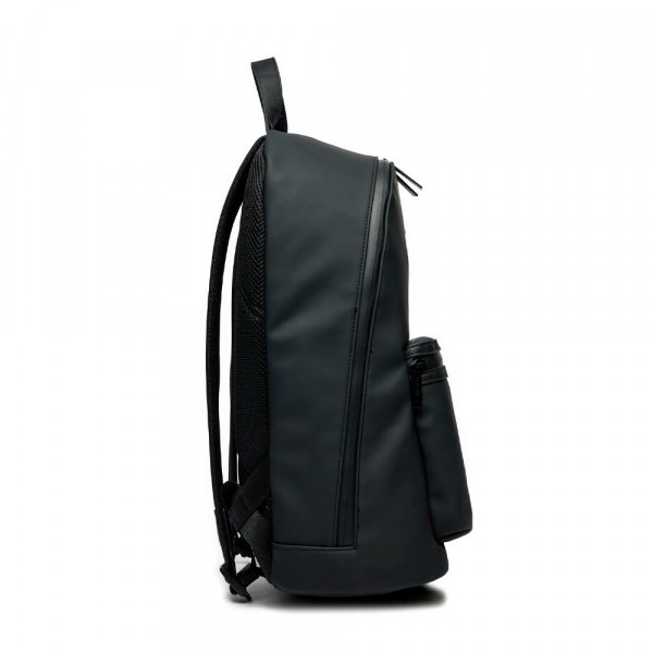 mochila-essential-round