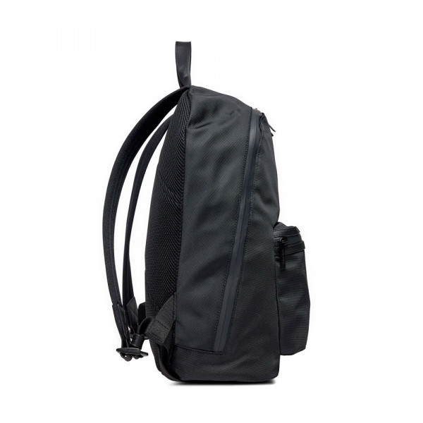 mochila-essential-round