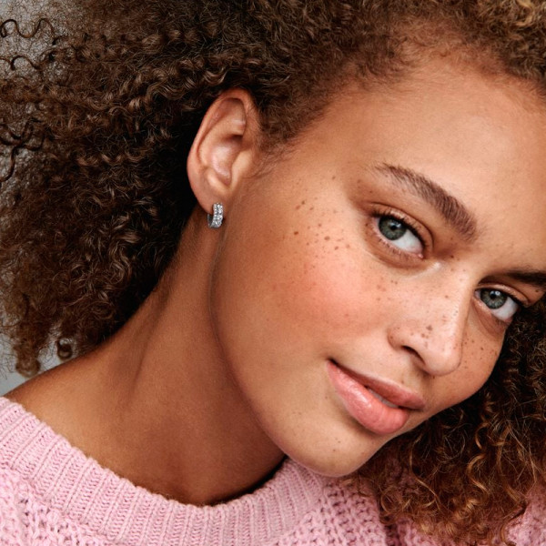 double-band-hoop-earrings-in-pave