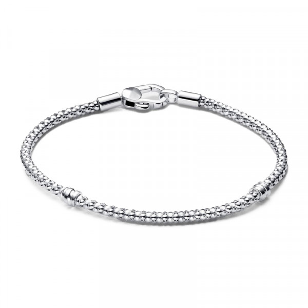 bracciale-pandora-moments-con-catena-e-chiusura-borchiata-593681c00