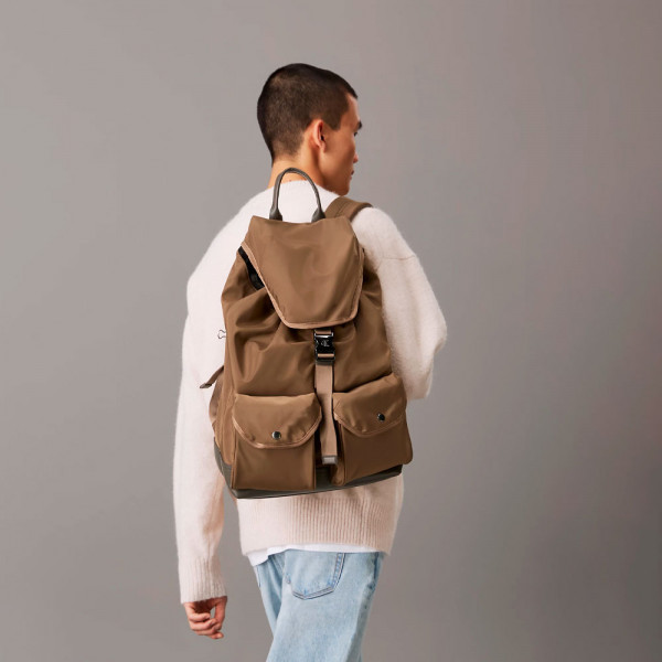 speed-clip-ut-flap-backpack