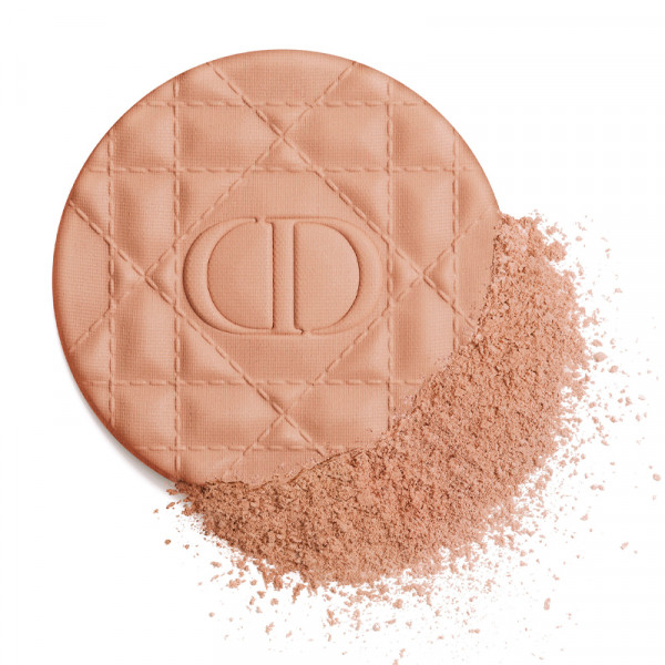 bronzing-powders-with-a-natural-or-matte-radiant-finish