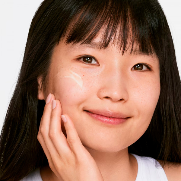 dramatically-different-moisturizing-gel