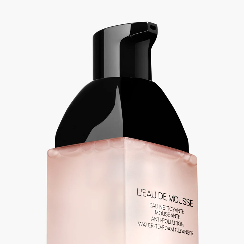 anti-pollution-foaming-cleansing-water