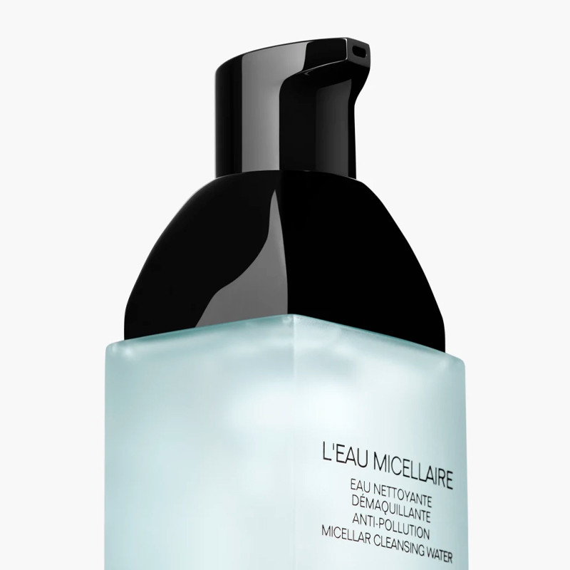 agua-micelar-desmaquillante-antipolucion