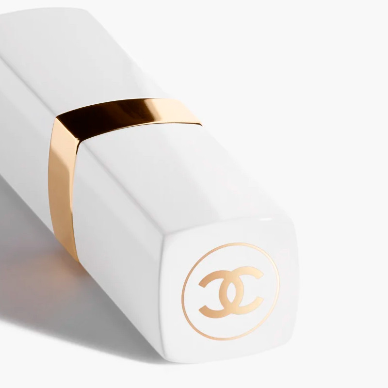 le-baume-teinte-hydratant-et-embellisseur-a-l-intensite-sur-mesure