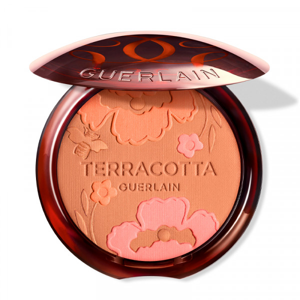 terracotta-flower-bloss-verhelderend-poedereffect-natuurlijk-goed-gezicht