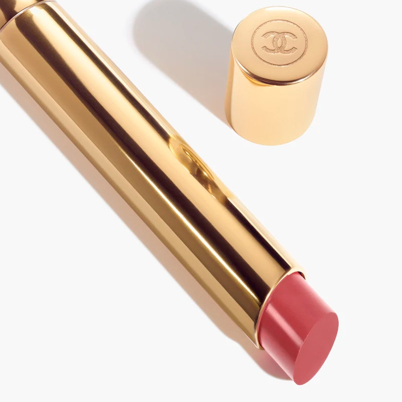 o-batom-de-alta-intensidade-concentrado-de-luz-e-tratamento-recarga