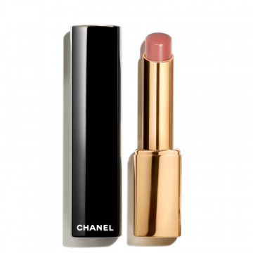 le-rouge-a-levres-haute-intensite-concentre-lumiere-et-traitement-rechargeable