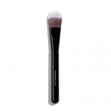 fluid-foundation-brush