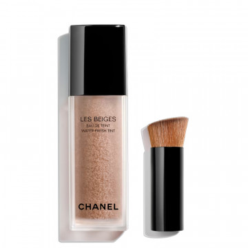 frisches-make-up-wasser-mit-mikropigmentblasen-nackte-haut-effekt-naturlicher-und-strahlend-guter-gesichtseffekt