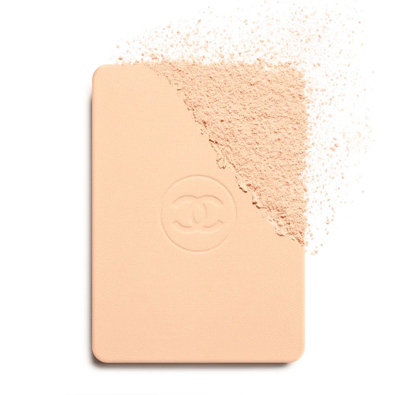 ultra-comfortable-long-lasting-compact-foundation-perfect-finish