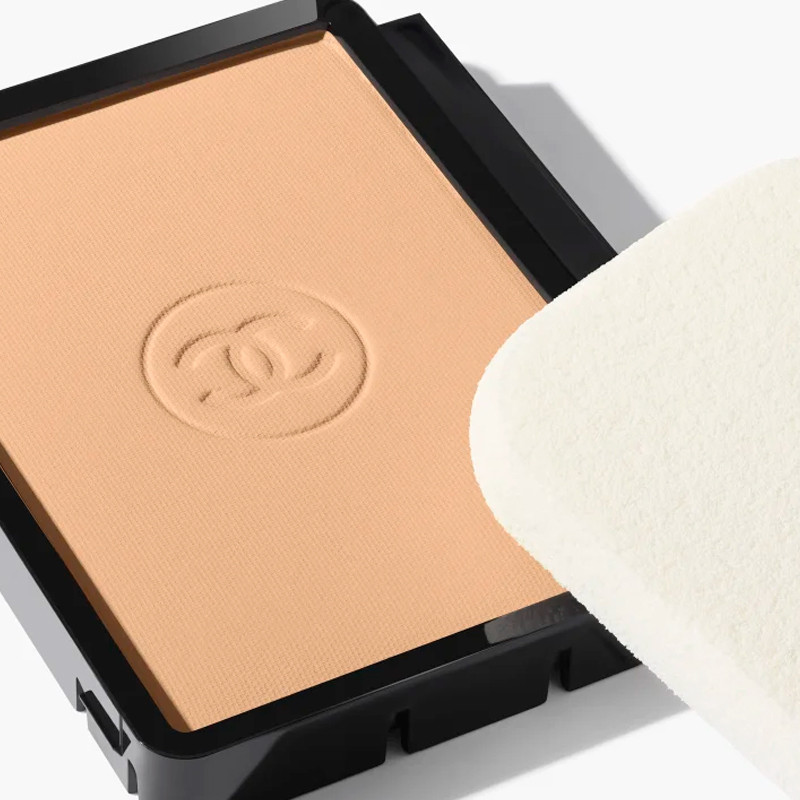 ultracomfortabele-langdurige-compacte-foundation-perfecte-finish