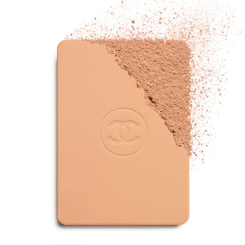 ultra-comfortable-long-lasting-compact-foundation-perfect-finish