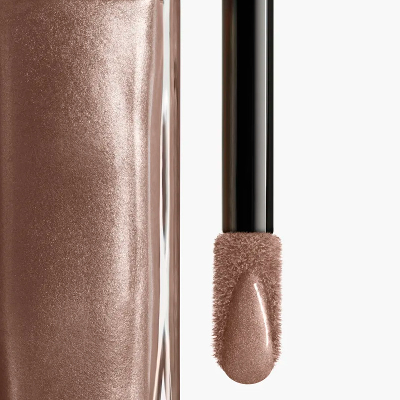 fard-a-paupieres-liquide-longue-duree