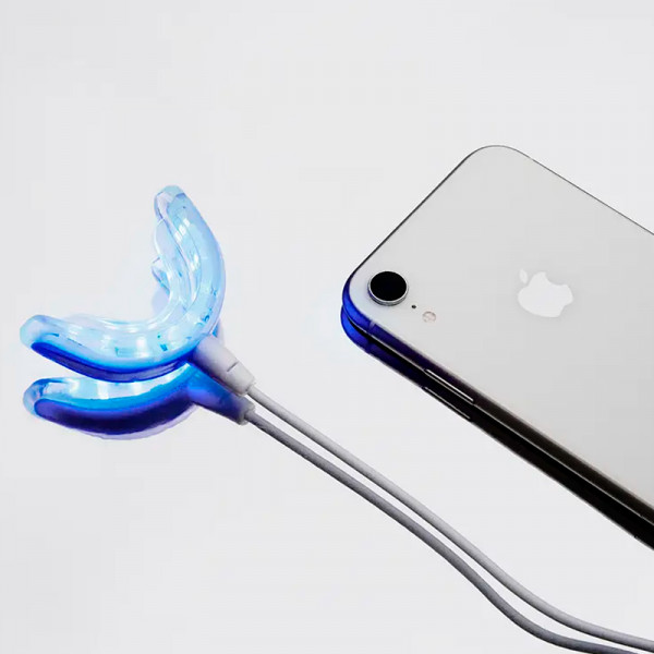 unicled-white-smile-dispositivo-per-lo-sbiancamento-dei-denti