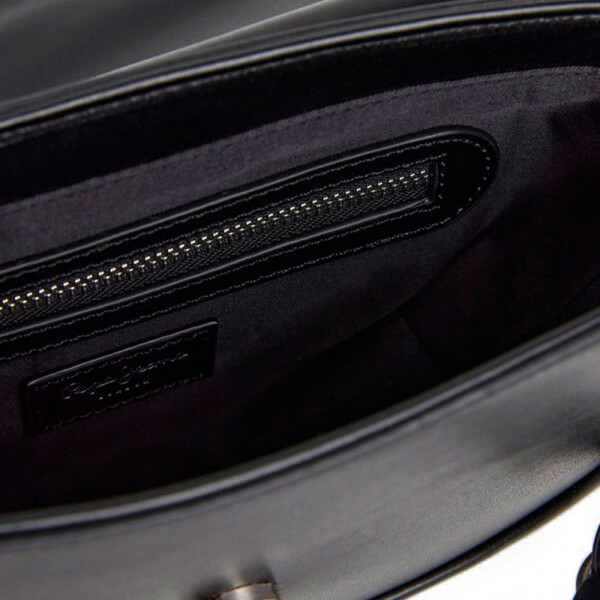 klapptasche-in-lederoptik