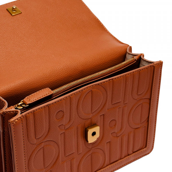 aa5055-e0538-borsa-a-tracolla