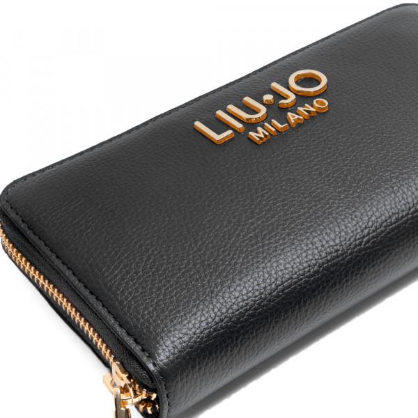 large-zippered-wallet