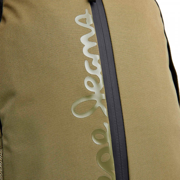 mochila-para-laptop-com-varios-bolsos
