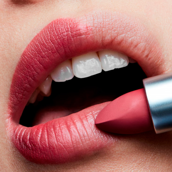powder-kiss-lipstick