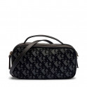 CROSSBODY-KAMERATASCHE MIT MONOGRAMM