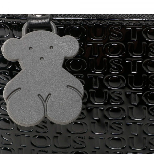 lindsay-black-toiletry-bag-tous-practical-and-elegant-for-women