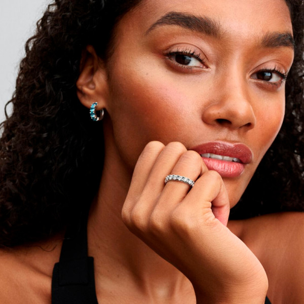 hoop-earrings-293851c01