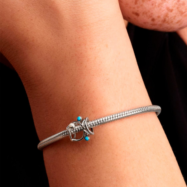charm-pez-793819c01