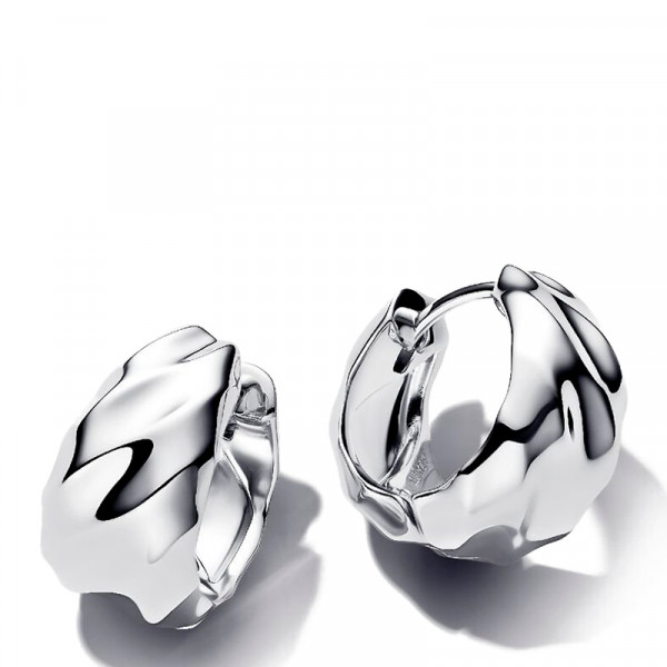 pendientes-de-aro-pequenos-ondulados-293874c00