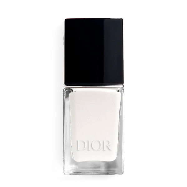 esmalte-com-efeito-gel-e-cor-couture