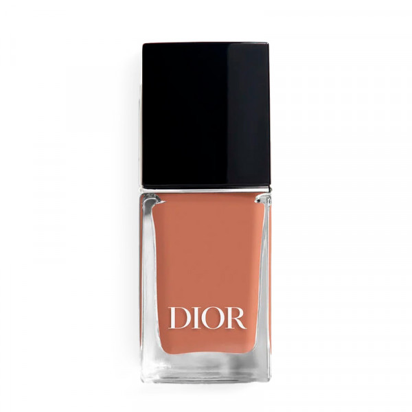 gel-effect-nail-polish-and-color-couture