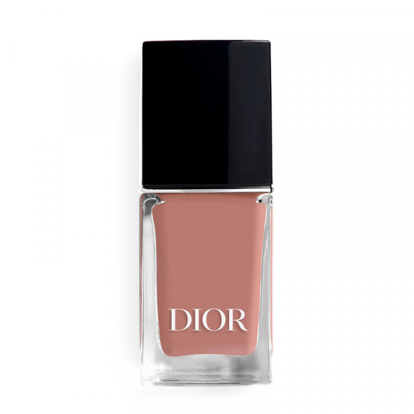 esmalte-com-efeito-gel-e-cor-couture