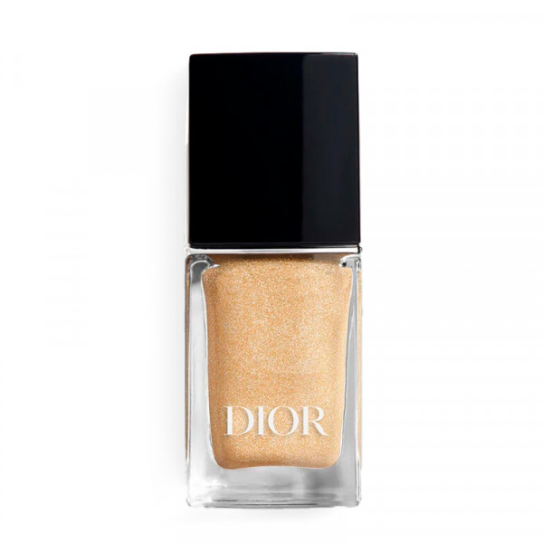 vernis-a-ongles-effet-gel-et-color-couture