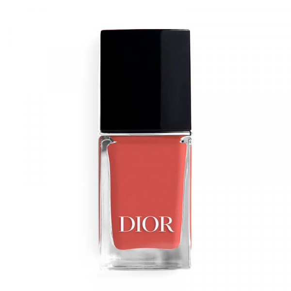 laca-de-unas-efecto-gel-y-color-couture