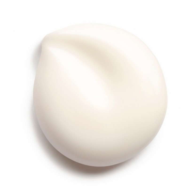 creme-anti-age-raffermissante-et-lissante
