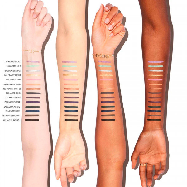 24h-eye-contour-pencil-vandfast-eyeliner-intens-farve-cremet-tekstur-og-ideel-paforing