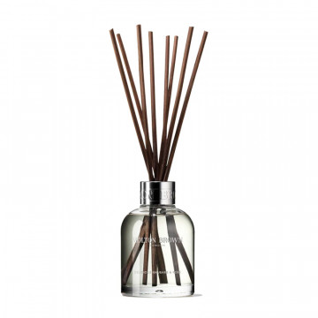 delicious-rhubarb-rose-aroma-reeds-home-diffuser