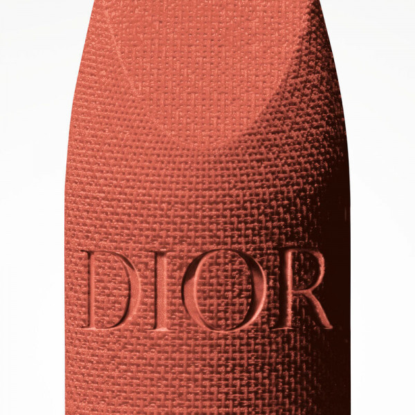 barra-de-labios-color-couture-acabados-aterciopelado-tratamiento-floral-hidratante-larga-duracion