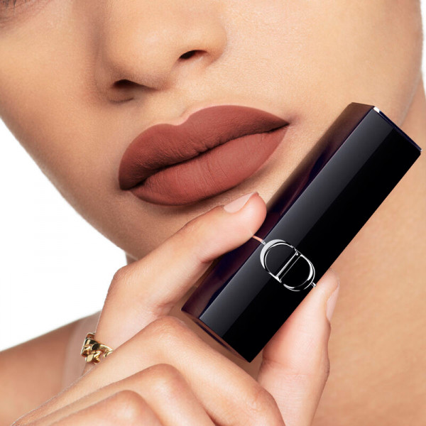 rossetto-color-couture-finish-vellutato-trattamento-floreale-idratante-lunga-tenuta
