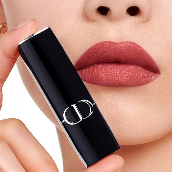 color-couture-lipstick-satin-finish-hydrating-floral-treatment-long-lasting