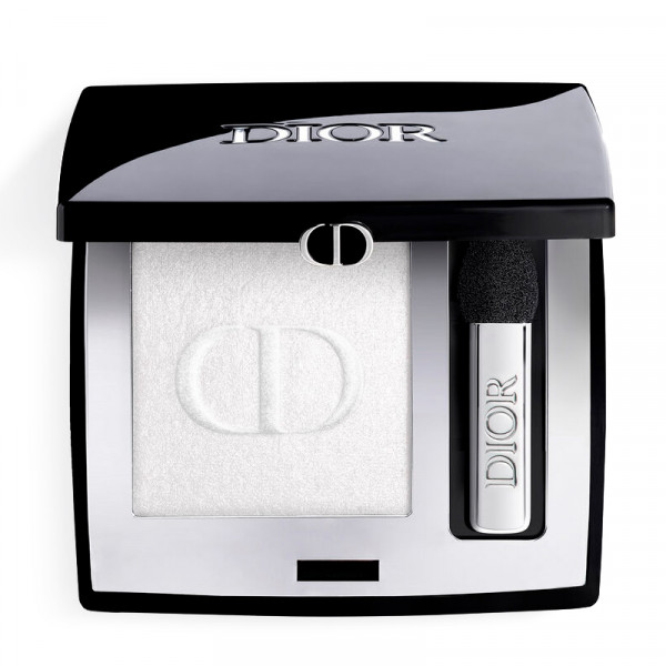 eyeshadow-intense-color-and-spectacular-finish-creamy-powder-long-lasting